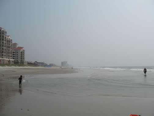 mb_hotel_beach_2007_3.jpg